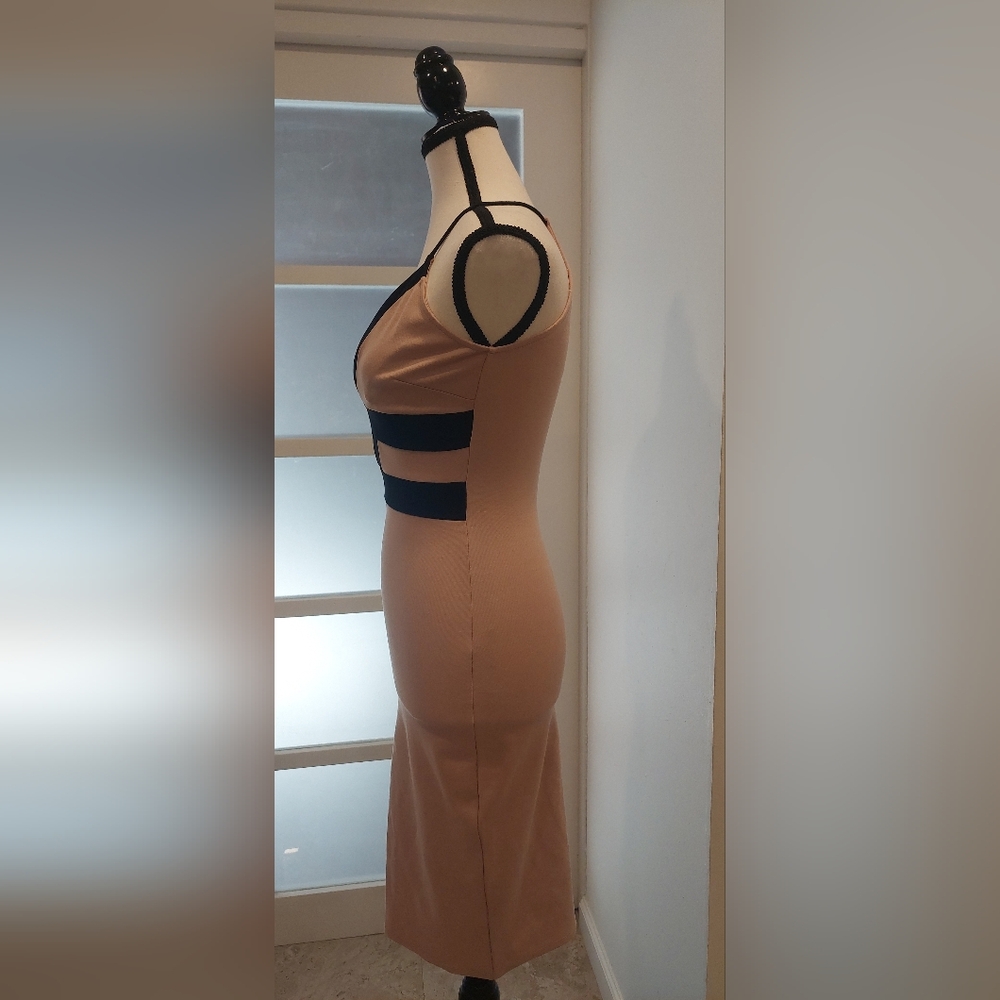 A'gaci Strapless Black and Cream Dress - Picture 3 of 5